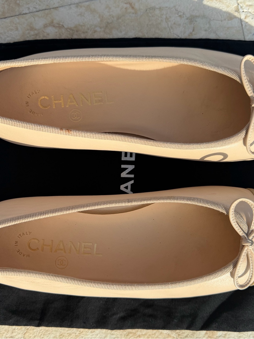 RARE COOL CHANEL nudish pink color and Taupe Two-Tone Cap-Toe Ballet Flats - Picture 7 of 7